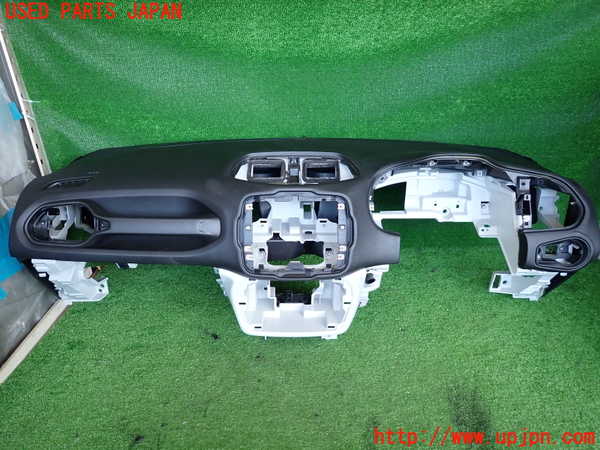 2UPJ-32267505]ジープ・レネゲード(BV13PM)ダッシュボード 中古_m0001.jpg