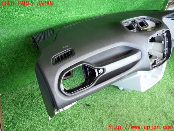 2UPJ-32267505]ジープ・レネゲード(BV13PM)ダッシュボード 中古_m0003.jpg