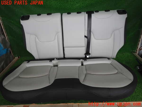 2UPJ-32267385]ジープ・レネゲード(BV13PM)リアシート 中古_m0001.jpg