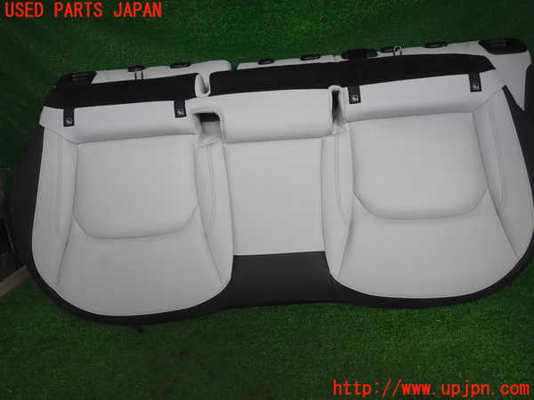 2UPJ-32267385]ジープ・レネゲード(BV13PM)リアシート 中古_m0002.jpg