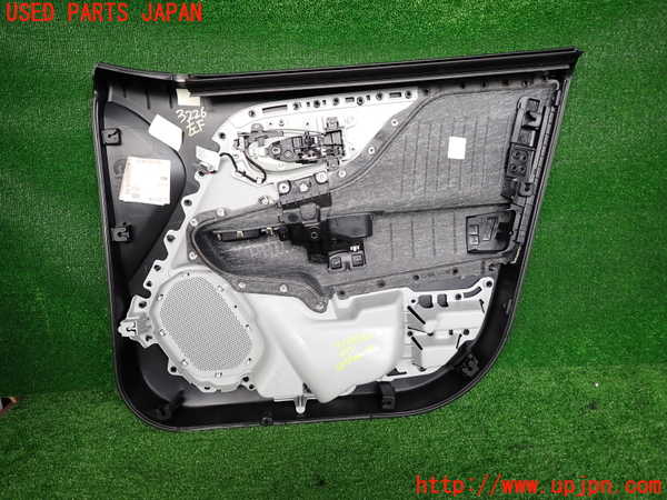 2UPJ-32261264]ジープ・レネゲード(BV13PM)左前ドア内張り 中古_m0002.jpg