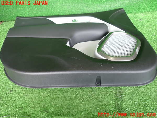 2UPJ-32261264]ジープ・レネゲード(BV13PM)左前ドア内張り 中古_m0005.jpg