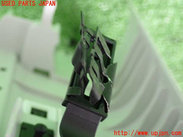 2UPJ-32267660]ジープ・レネゲード(BV13PM)左フロントピラートリム 中古_m0003.jpg