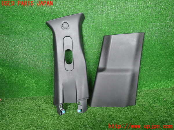 2UPJ-32267665]ジープ・レネゲード(BV13PM)右センターピラートリム 中古_m0001.jpg