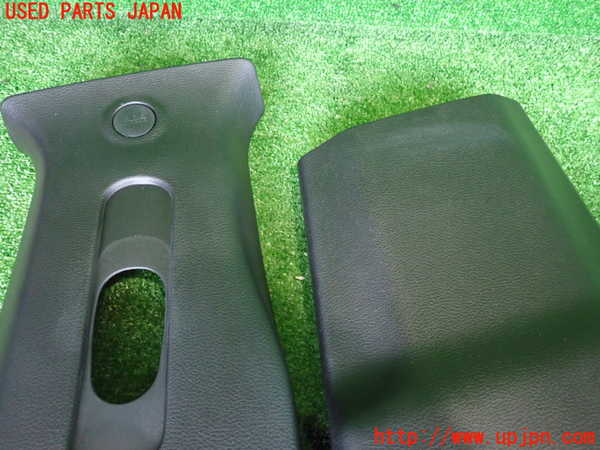 2UPJ-32267665]ジープ・レネゲード(BV13PM)右センターピラートリム 中古_m0003.jpg