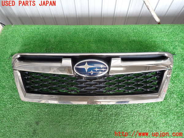 2UPJ-32271050]レガシィ ワゴン(BRM)ラジエターグリル 中古_m0001.jpg