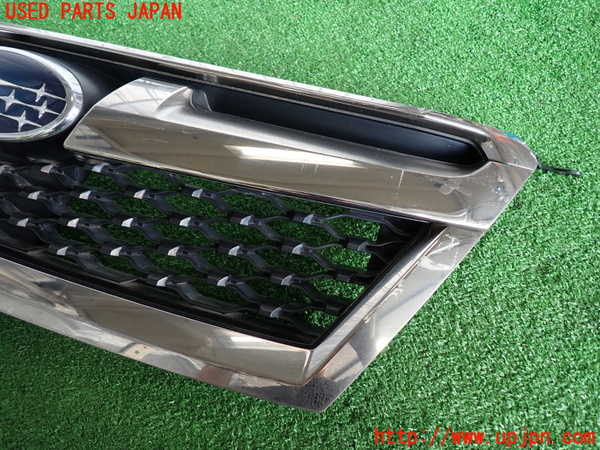 2UPJ-32271050]レガシィ ワゴン(BRM)ラジエターグリル 中古_m0002.jpg