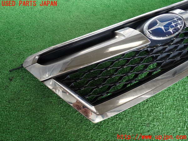 2UPJ-32271050]レガシィ ワゴン(BRM)ラジエターグリル 中古_m0003.jpg