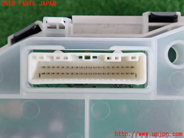 2UPJ-32276170]レガシィ ワゴン(BRM)スピードメーター 中古_m0003.jpg