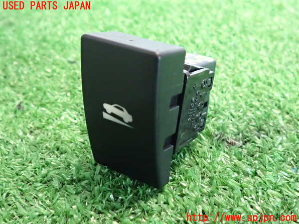 2UPJ-32276307]レガシィ ワゴン(BRM)スイッチ2 中古_m0001.jpg