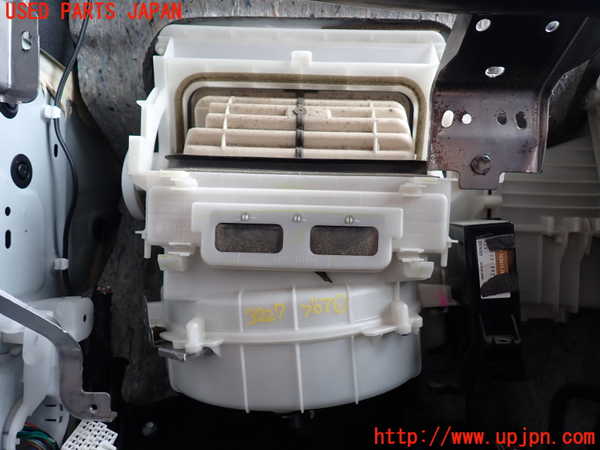 2UPJ-32276095]レガシィ ワゴン(BRM)ブロアファン(ブロアーファン) 中古_m0001.jpg