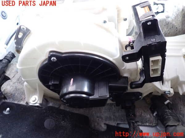 2UPJ-32276095]レガシィ ワゴン(BRM)ブロアファン(ブロアーファン) 中古_m0002.jpg