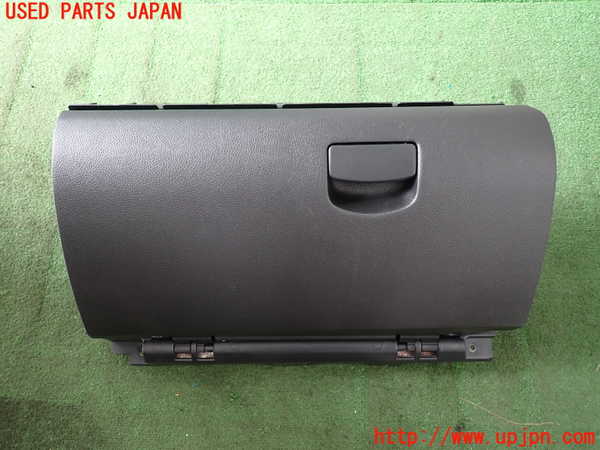 2UPJ-32277516]レガシィ ワゴン(BRM)グローブボックス1 中古_m0001.jpg
