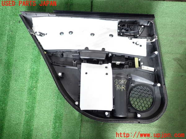 2UPJ-32271294]レガシィ ワゴン(BRM)右後ドア内張り 中古_m0004.jpg
