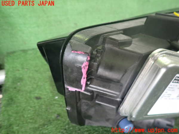 2UPJ-32291130]ジャガー・XE(JA2NA)右ヘッドライト HID (ジャンク品) 中古_m0003.jpg