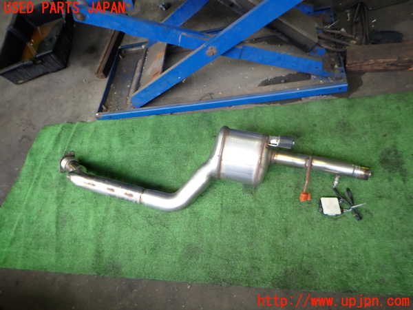 2UPJ-32292651]ジャガー・XE(JA2NA)センターパイプ1 中古_m0001.jpg