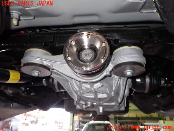 2UPJ-32294355]ジャガー・XE(JA2NA)リアデフ 中古_m0002.jpg