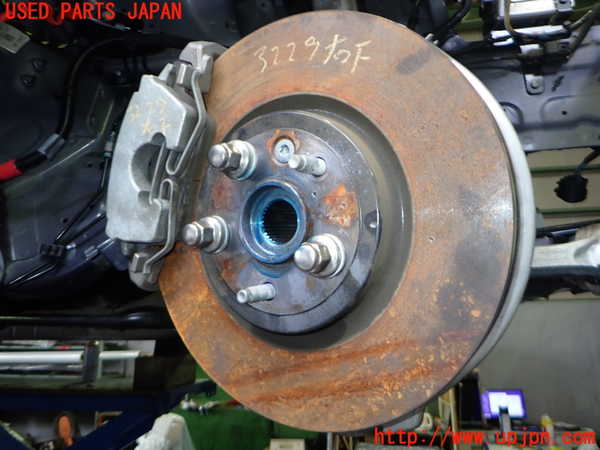 2UPJ-32294290]ジャガー・XE(JA2NA)右フロントナックルハブ 中古_m0002.jpg