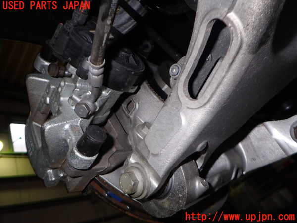 2UPJ-32294305]ジャガー・XE(JA2NA)左リアナックルハブ 中古_m0001.jpg