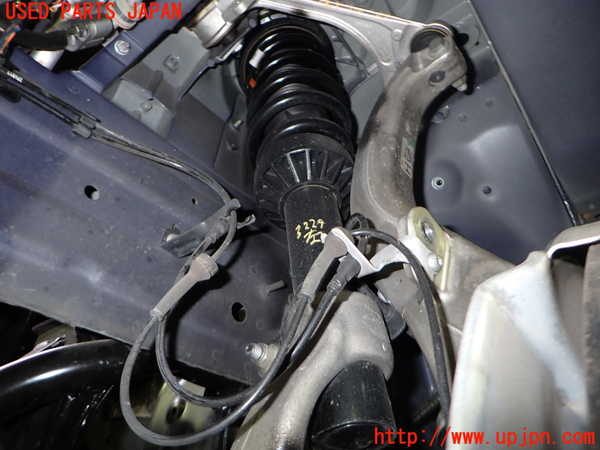 2UPJ-32295025]ジャガー・XE(JA2NA)左フロントストラット 中古_m0001.jpg