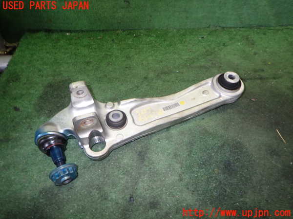 2UPJ-32295176]ジャガー・XE(JA2NA)右フロントロアアーム1 中古_m0001.jpg