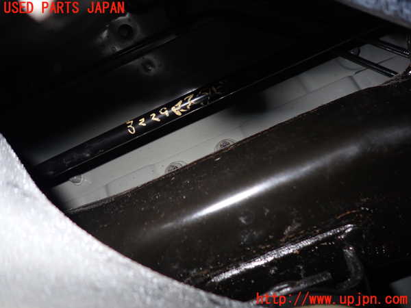 2UPJ-32295445]ジャガー・XE(JA2NA)リアスタビライザー 中古_m0001.jpg