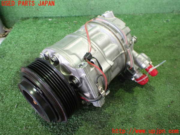 2UPJ-32296025]ジャガー・XE(JA2NA)エアコンコンプレッサー 中古_m0002.jpg