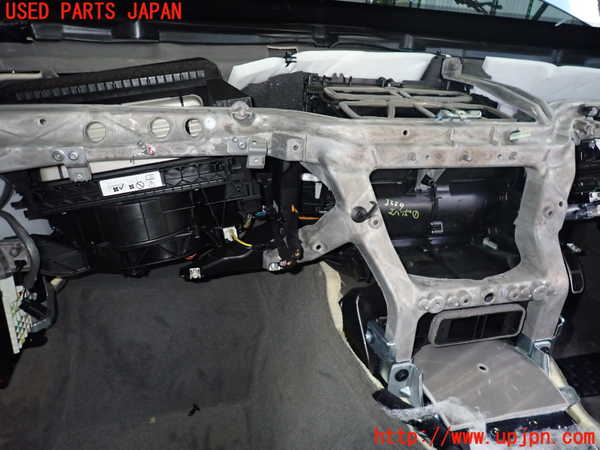 2UPJ-32296081]ジャガー・XE(JA2NA)エバポレーター1 中古_m0001.jpg