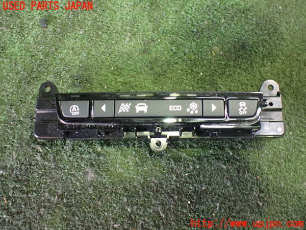 2UPJ-32296306]ジャガー・XE(JA2NA)スイッチ1 中古_m0001.jpg