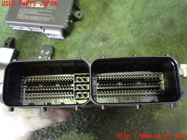 2UPJ-32296110]ジャガー・XE(JA2NA)エンジンコンピューター 中古_m0003.jpg
