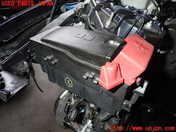 2UPJ-32296743]ジャガー・XE(JA2NA)ヒューズボックス3 中古_m0001.jpg