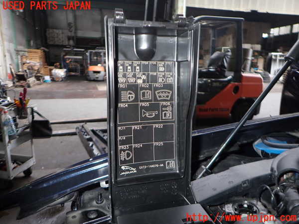 2UPJ-32296743]ジャガー・XE(JA2NA)ヒューズボックス3 中古_m0002.jpg