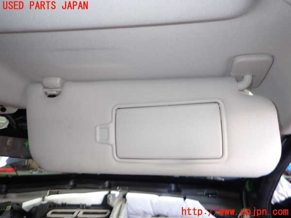 2UPJ-32297625]ジャガー・XE(JA2NA)室内サンバイザー右側 中古_m0002.jpg
