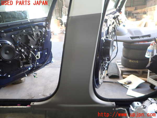 2UPJ-32297665]ジャガー・XE(JA2NA)右センターピラートリム 中古_m0003.jpg
