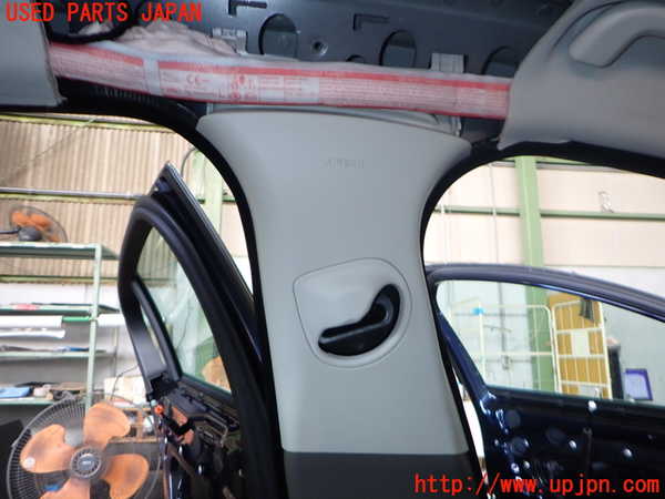 2UPJ-32297670]ジャガー・XE(JA2NA)左センターピラートリム 中古_m0002.jpg