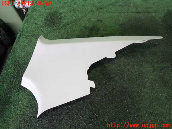 2UPJ-32297675]ジャガー・XE(JA2NA)右リアピラートリム 中古_m0001.jpg