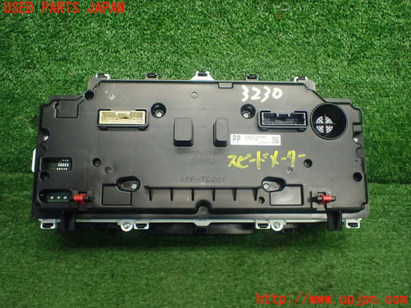 5UPJ-32306170]アクア(AQUA)(MXPK11)スピードメーター 中古_m0003.jpg