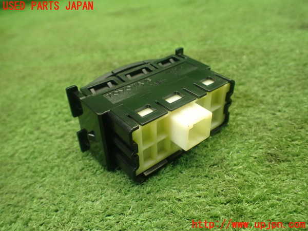 1UPJ-32306306]アクア(AQUA)(MXPK11)スイッチ1 (VSC OFF・走行モード) 中古_m0003.jpg