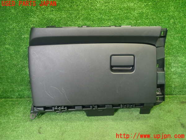 1UPJ-32307517]アクア(AQUA)(MXPK11)グローブボックス2 中古_m0001.jpg