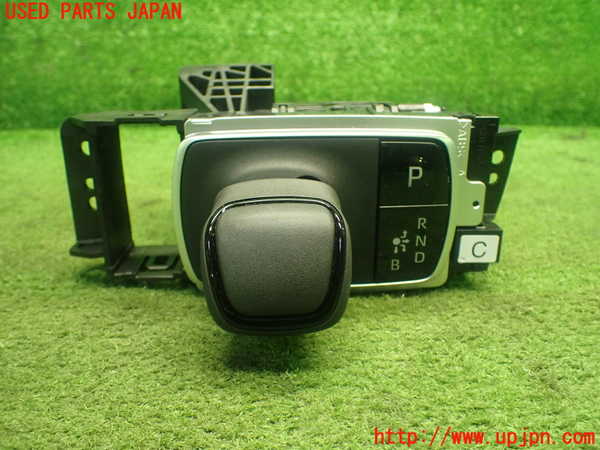 1UPJ-32307555]アクア(AQUA)(MXPK11)ATシフトレバー 中古_m0001.jpg
