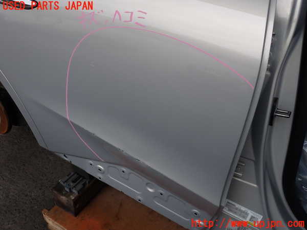 2UPJ-32311290]DSオートモビルズ ・DS 4(D41YH01)右後ドア 中古(43R-011119 M184)_m0002.jpg