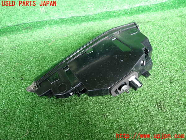 2UPJ-32311550]DSオートモビルズ ・DS 4(D41YH01)右リアフィニッシャー 中古_m0002.jpg