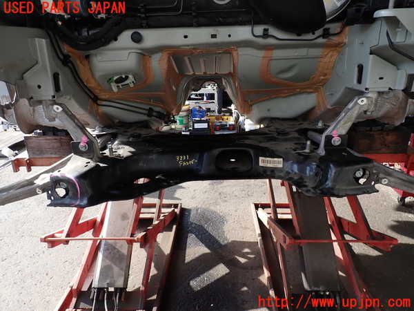 2UPJ-32315285]DSオートモビルズ ・DS 4(D41YH01)フロントメンバー 中古_m0002.jpg