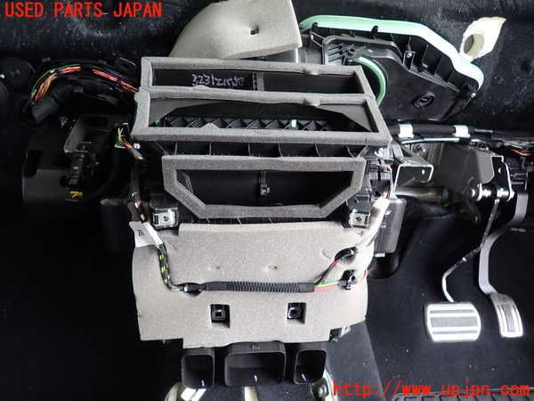 2UPJ-32316081]DSオートモビルズ ・DS 4(D41YH01)エバポレーター1 中古_m0001.jpg