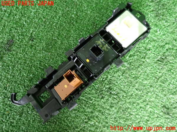 2UPJ-32316240]DSオートモビルズ ・DS 4(D41YH01)右前パワーウィンドウスイッチ 中古_m0002.jpg