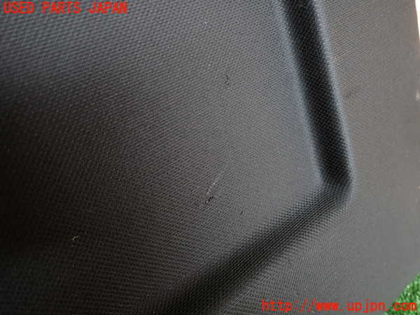 2UPJ-32317761]DSオートモビルズ ・DS 4(D41YH01)トノカバー1 中古_m0002.jpg