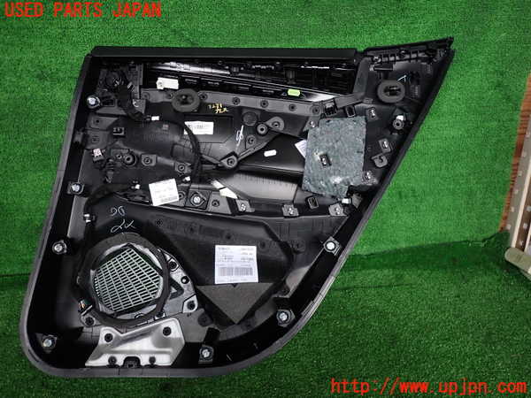 2UPJ-32311324]DSオートモビルズ ・DS 4(D41YH01)左後ドア内張り 中古_m0004.jpg