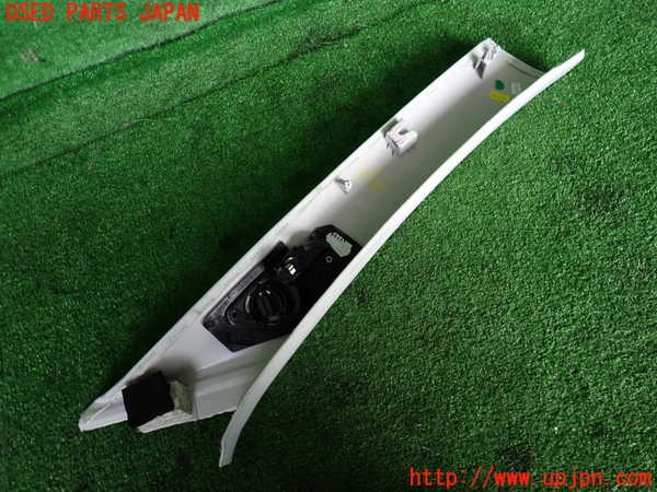 2UPJ-32317660]DSオートモビルズ ・DS 4(D41YH01)左フロントピラートリム 中古_m0002.jpg