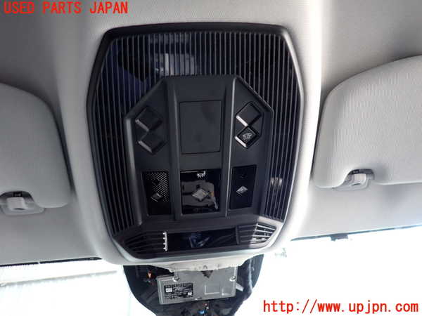 2UPJ-32316411]DSオートモビルズ ・DS 4(D41YH01)ルームランプ1 (1列目真中) 中古_m0001.jpg