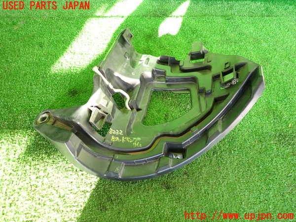 2UPJ-32321142]VW ザ･ビートル(16CPL)左ヘッドライトリム 中古_m0001.jpg